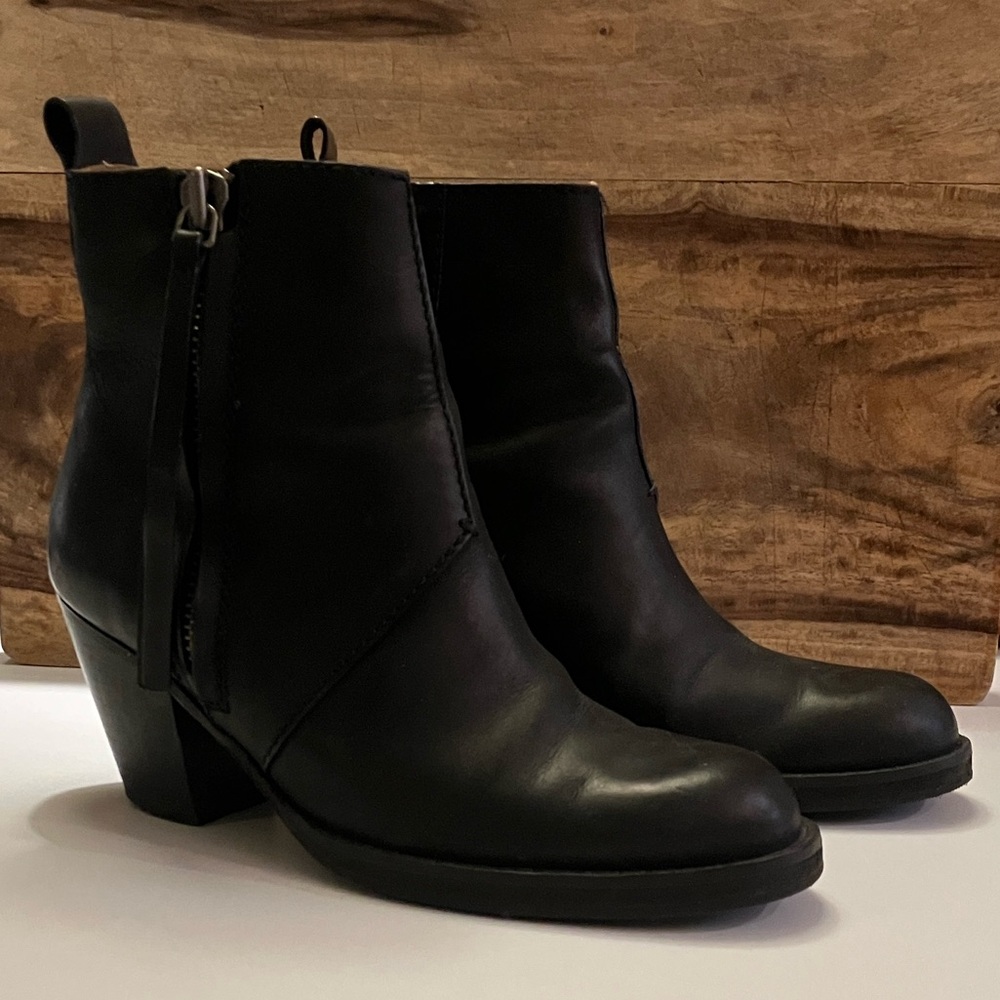Acne Studios black leather heeled booties size 6.5